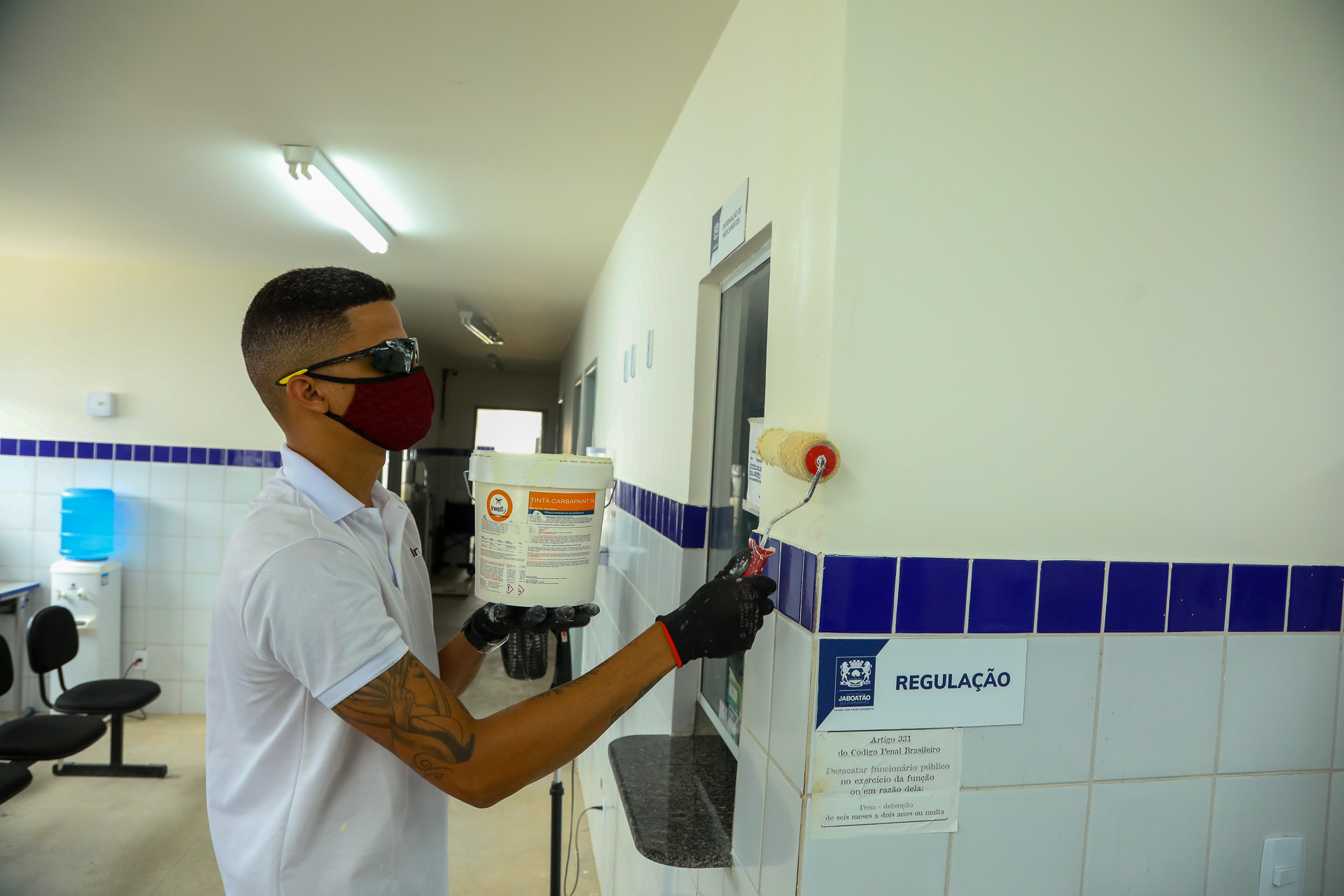 Leia mais sobre o artigo Prefeitura do Jaboatão testa tinta inseticida em prédios públicos do município